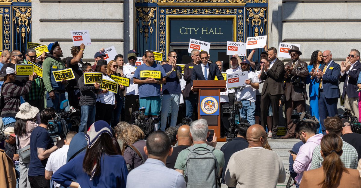 DanielLurie's tweet image. One of the greatest challenges we face is the dual crisis of homelessness and drug addiction. And I see the struggle every day—on our streets, in our neighborhoods, and in the eyes of the people we’re trying to help. 
 
The people I meet on the street are often in the grip of…