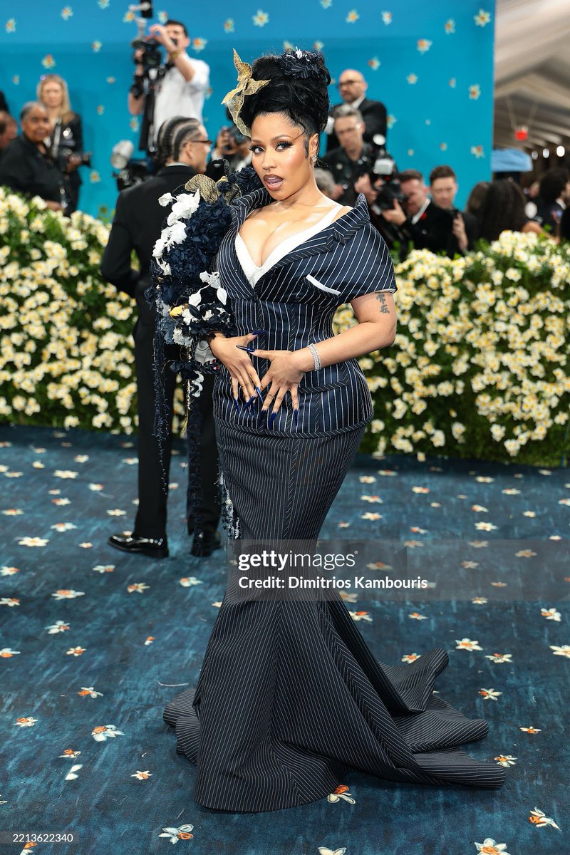 statsofminaj's tweet photo. this DIVA. #MetGala 😍 https://t.co/UDnM0gwN2u