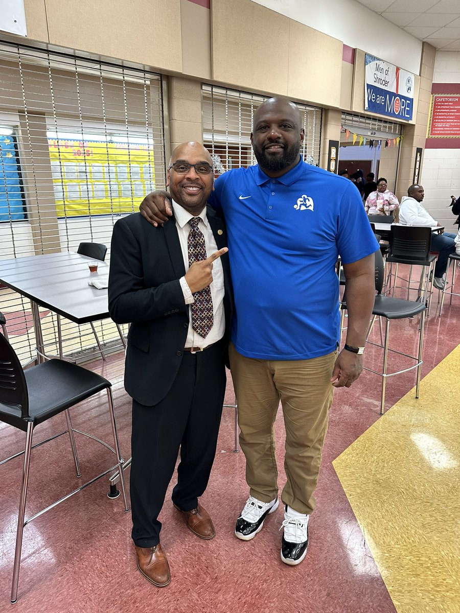 Shoutout to my Big Little Brother Brandon McIntosh for delivering an on the spot message during our annual All-Sports Banquet tonight. You are anointed brother!!! Appreciate you.