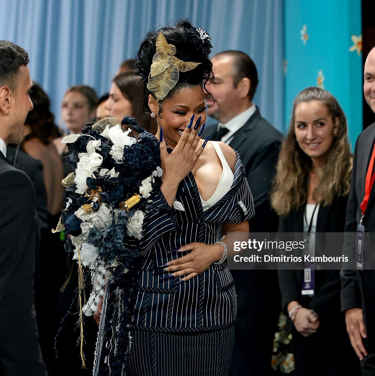 xomarajs's tweet image. *laughs in highest selling female rapper of all time* #MetGala