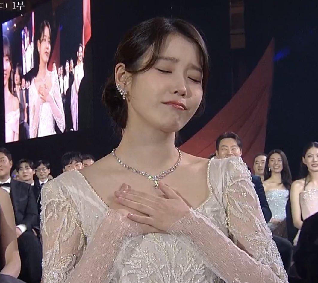 jieunfeeds's tweet photo. princess https://t.co/kIv6zmbKJ7