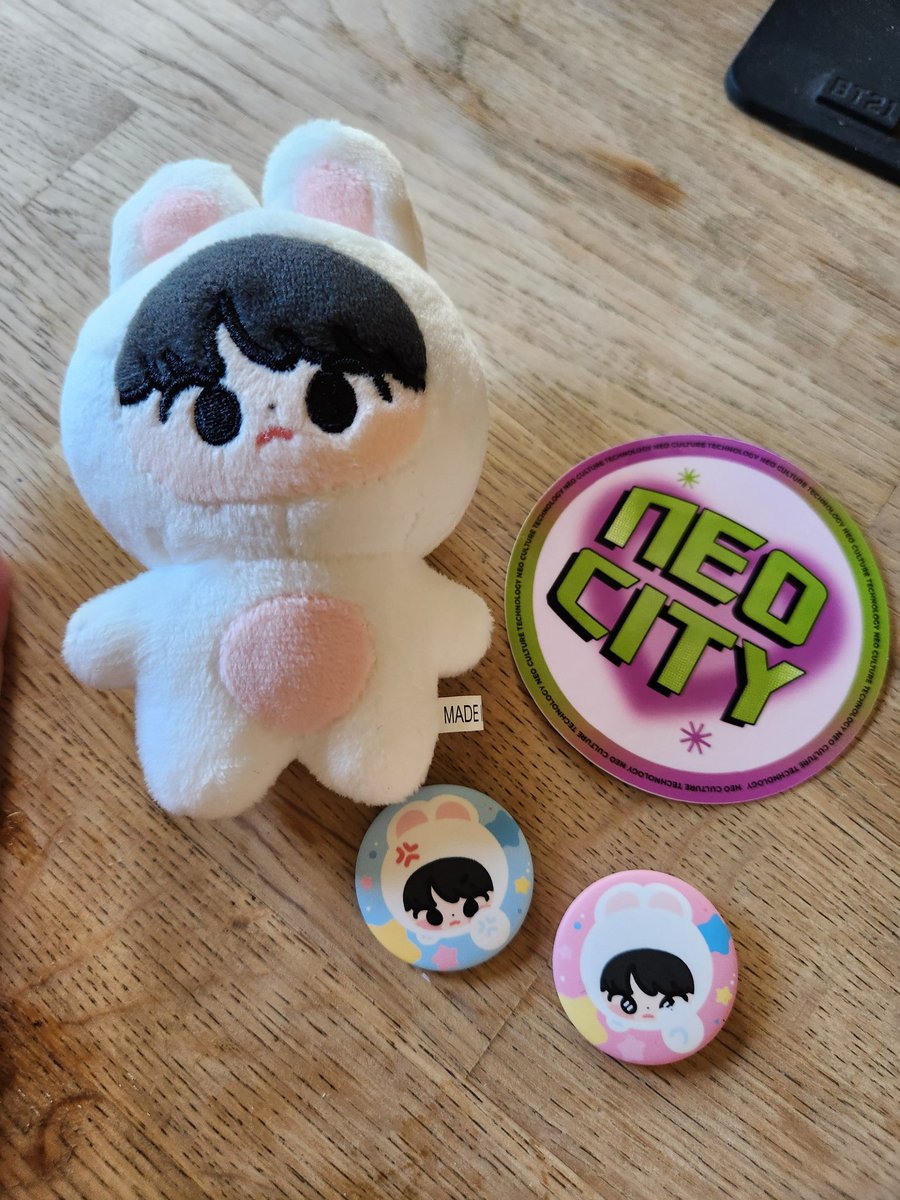 allthingssookie's tweet photo. @rosecolorprints 
the cute bunny arrived. Thank you for hosting this GO 🐰 https://t.co/wHwuLU9S3i