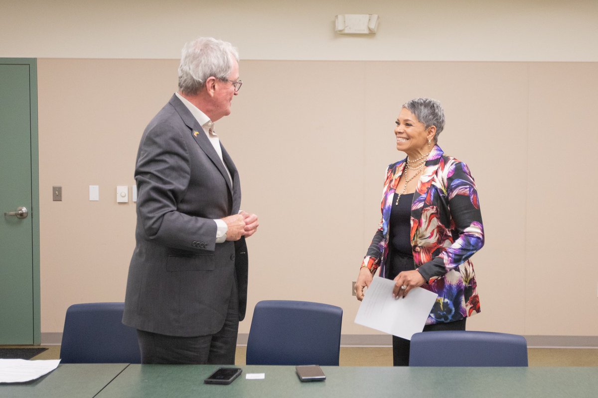 Governor Phil Murphy (@govmurphy) on Twitter photo Visited the Lawrenceville <a href="/NJ_MVC/">New Jersey MVC</a> today ahead of the start of federal REAL ID enforcement on May 7.
Ā
New Jersey began offering REAL IDs in 2019 ā and demand remains high. Weāre processing 23,000 a week to ensure every eligible customer can upgrade. Visited the Lawrenceville <a href="/NJ_MVC/">New Jersey MVC</a> today ahead of the start of federal REAL ID enforcement on May 7.
Ā
New Jersey began offering REAL IDs in 2019 ā and demand remains high. Weāre processing 23,000 a week to ensure every eligible customer can upgrade.