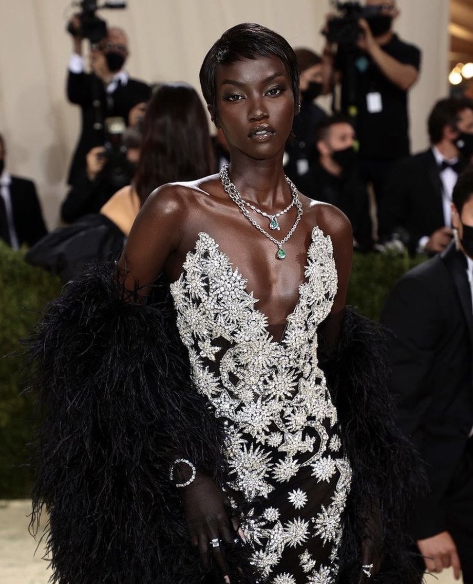 Globigram's tweet photo. Anok Yai does not have one bad met gala look https://t.co/SkZFKrzPFm
