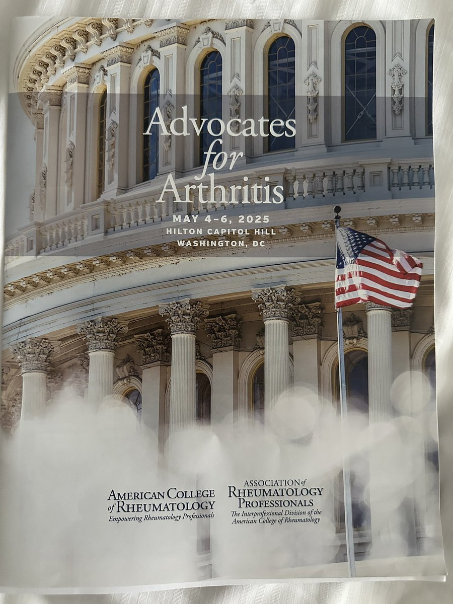 stimils10's tweet image. Great to meet with all the advocates from all over the country to raise the voices for our patients. Big day tomorrow for the Hill visit and discuss with our congressmen. We can do this! @ACRheumDC @cdowneymd @HowardYangMD Team California #Act4Arthritis