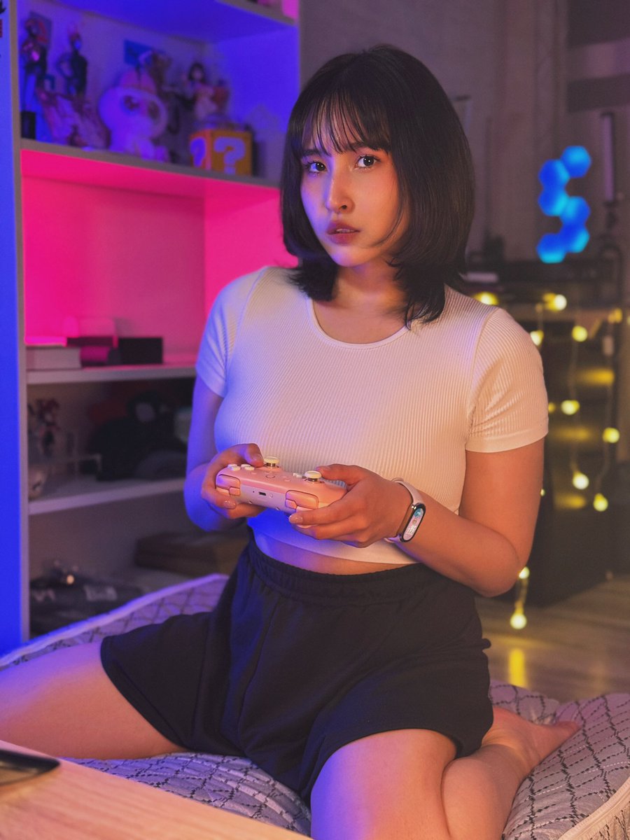 Home gamer princess 👑 

#home #gamer #iphone15 #feet #cute