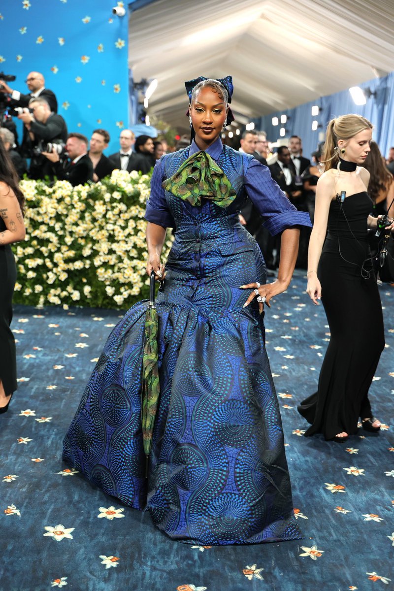 Muyiwa Awoniyi (@iamdonawon) on Twitter photo 