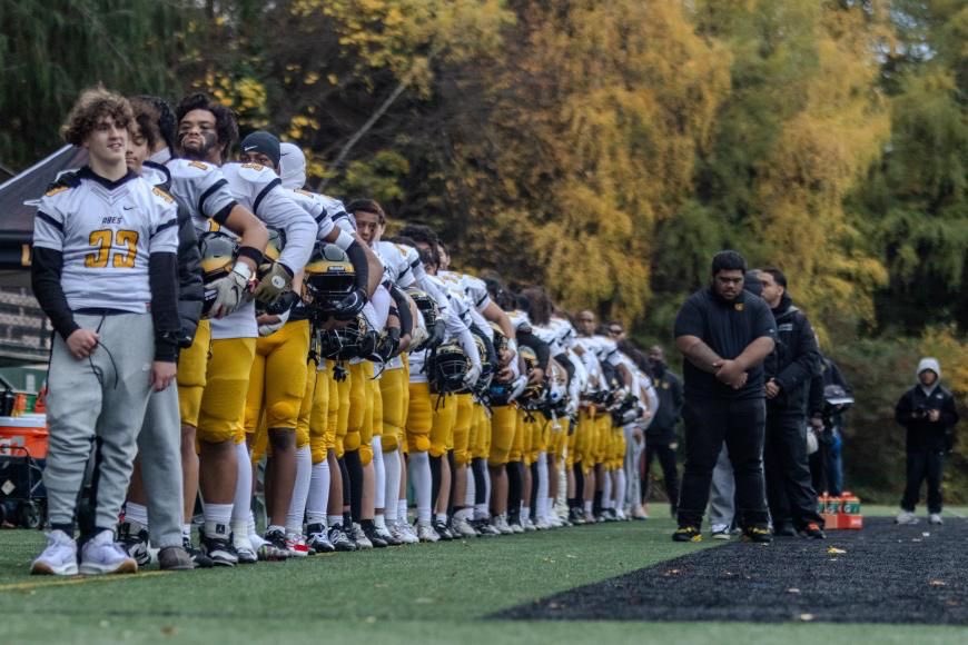 There’s no football program like this in the Tacoma area. A program that consistently wins, a program that is beloved by an amazing community, players &amp; coaches who go above &amp; beyond in a year-round program, and a program that help produce productive citizens once they graduate!