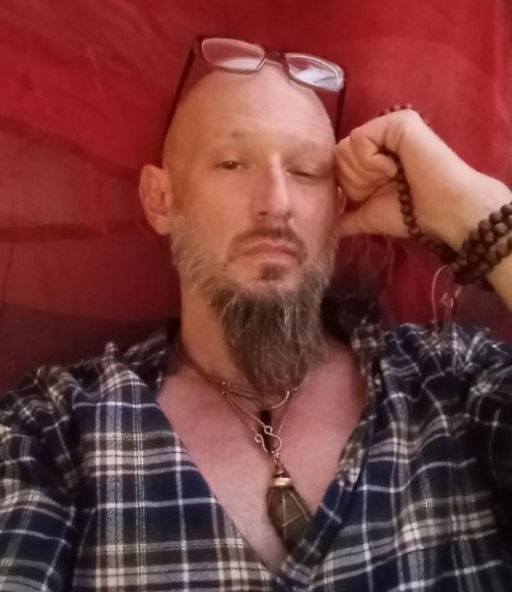 Thothschild1's tweet image. As the #pulsechainconference trucks on seeing alotta the tragic stories abt pain &amp;amp; suffering in this #hex #PulseChain ecosphere.

You ready for BDE?
I lived in a tent FOR TWO WINTERS.
Yup.
I lost EVERYTHING.
EV-ER-Y-THAAAANG.🔥

Did 113 episodes of my own show (avg after a few…