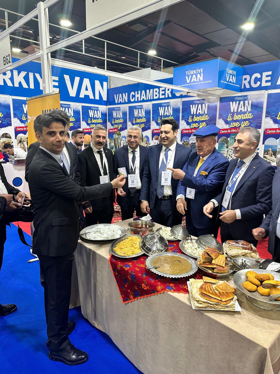 Kürdistan / Erbil

Uluslararası Erbil Turizm Fuarı.
Şehrimizin tanıtım faaliyeti kapsamında, heyetimiz VanTso standında.