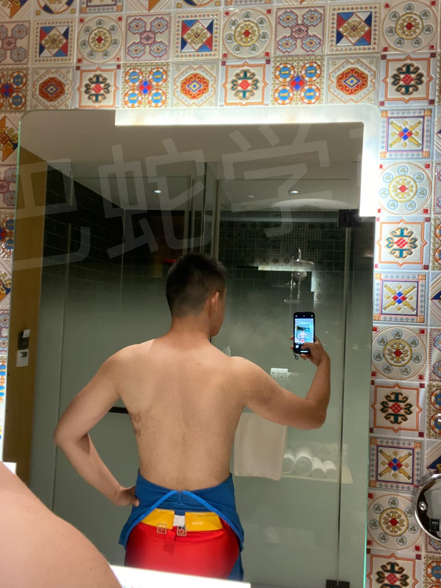 开学要增肌喽🥹🥹🥹