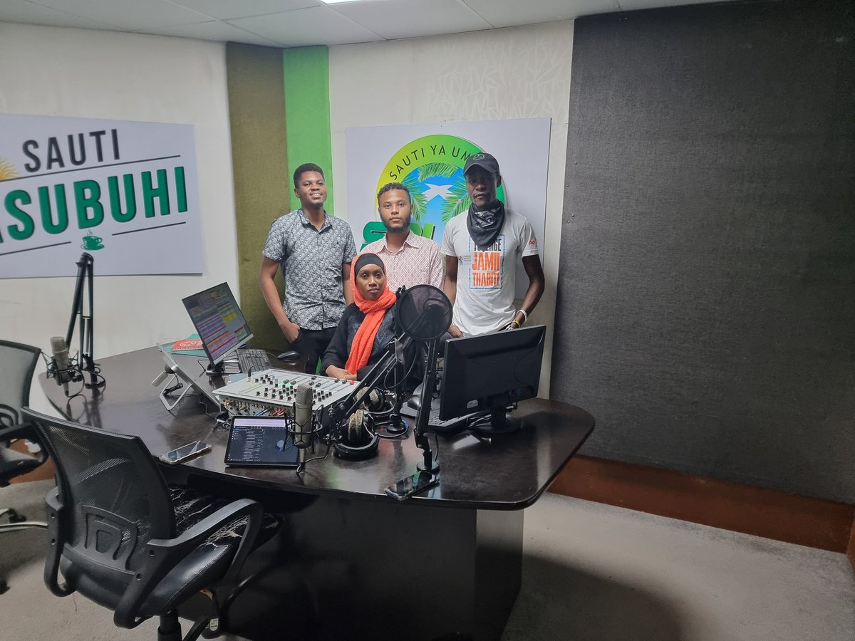 Earlier today @santo_25 &amp; I were able to discuss the role of youths in governance and accountability in matters related to <a href="/MombasaCountyKe/">Mombasa County</a> budget estimates and entire budget cycle  @SautiYaPwani.

#MsaAccountabilityNow 
<a href="/s1ah_wanja/">siah wanja 🇿🇦</a> <a href="/Wanjiru2027/">wanjiru</a> <a href="/OkiyaOmtatah/">Okiya Omtatah Okoiti</a> <a href="/jumaf3/">Juma G 🇰🇪</a> <a href="/johnnjenga/">Dr. John Njenga Karugia PhD.</a>