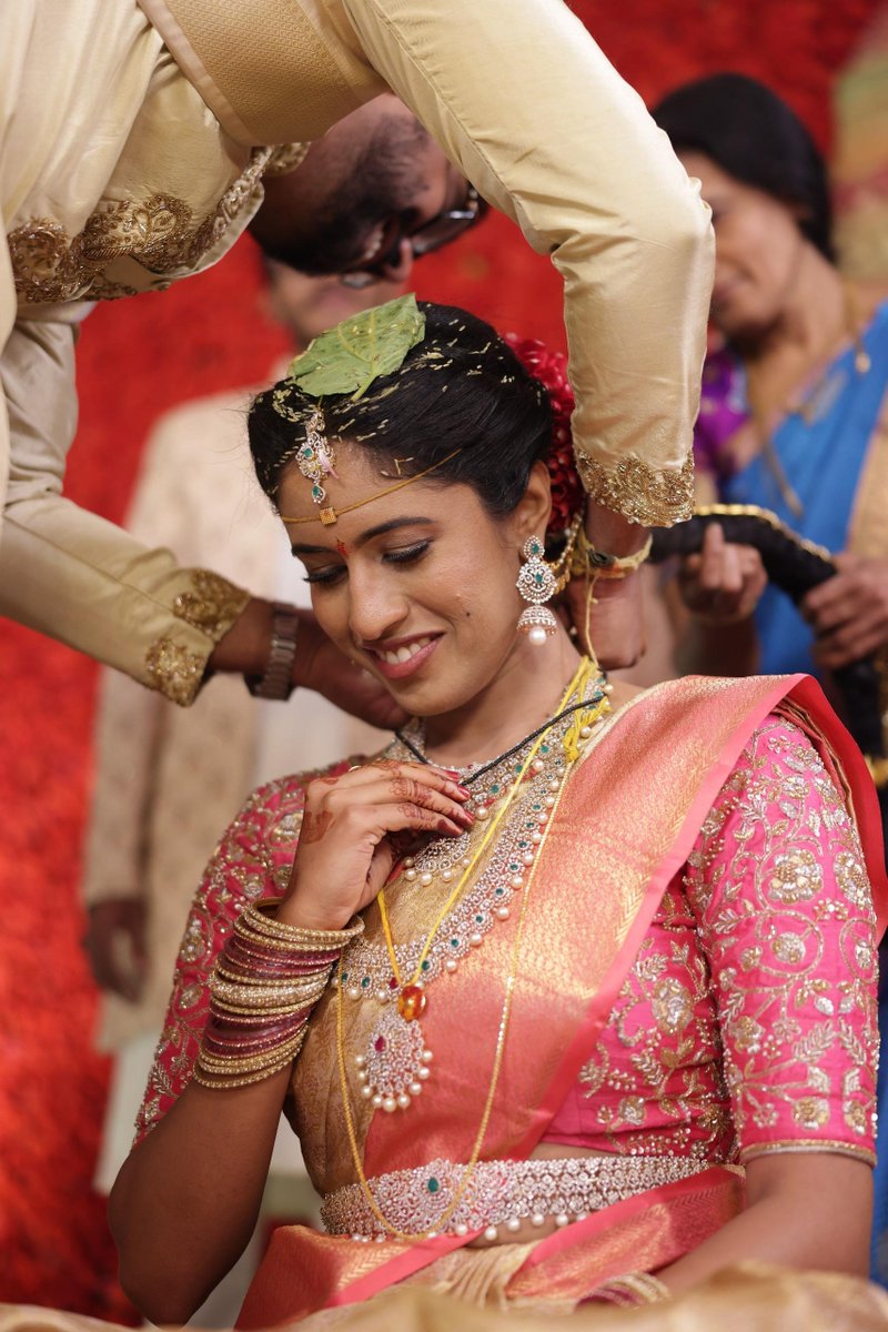 Havas Media Network India (@havasmediain) on Twitter photo Beyond the Vows: Celebrating Love, Tradition and Timeless Elegance! 💍✨
In collaboration with Brides Today X <a href="/Joyalukkas/">Joyalukkas</a>, <a href="/HavasPlay/">Havas Play</a> India presents a heartwarming series that celebrates the beauty and heritage of South Indian weddings! Beyond the Vows: Celebrating Love, Tradition and Timeless Elegance! 💍✨
In collaboration with Brides Today X <a href="/Joyalukkas/">Joyalukkas</a>, <a href="/HavasPlay/">Havas Play</a> India presents a heartwarming series that celebrates the beauty and heritage of South Indian weddings!