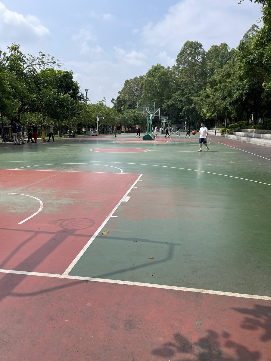 Back to work in the office after the Labour Holiday.
I do miss my long holiday!🥹🤣