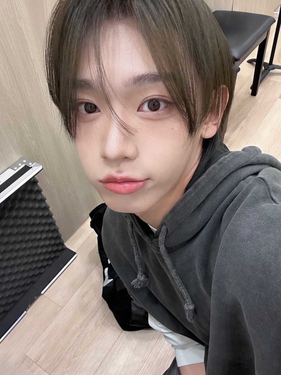 🤘

#AHOF #아홉
#SHUAIBO #장슈아이보