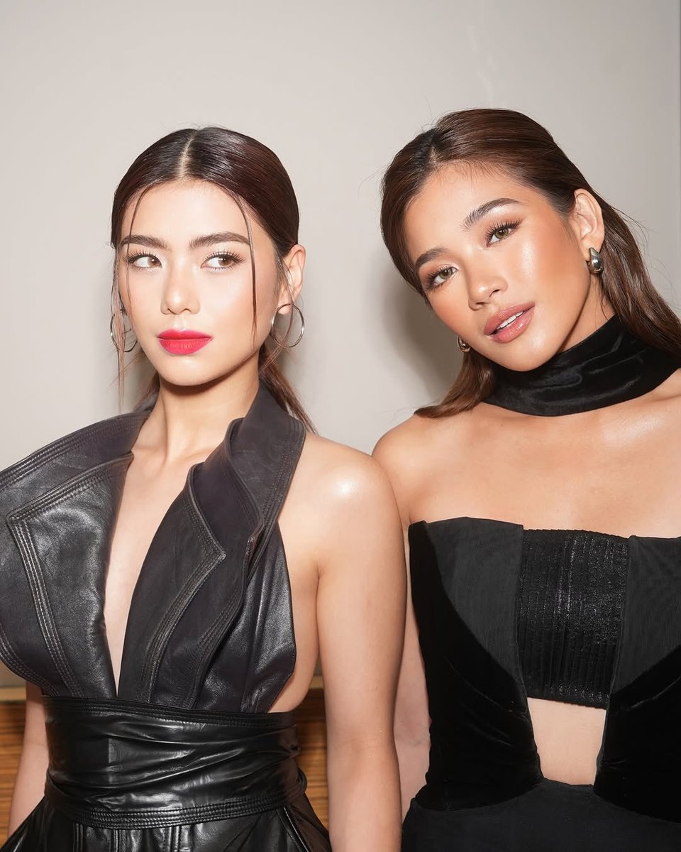 biniuyvz's tweet photo. Sisterhood. 👑 || a #mikhaiah au wherein —

Amaiah (🐶) meets Maddison (🦊) who's half Pinay. They both won their respective national pageants, and they meet in Mexico where the pageant will be held. What happens when one of them slowly starts to fall in love? https://t.co/loRKt6zXS4
