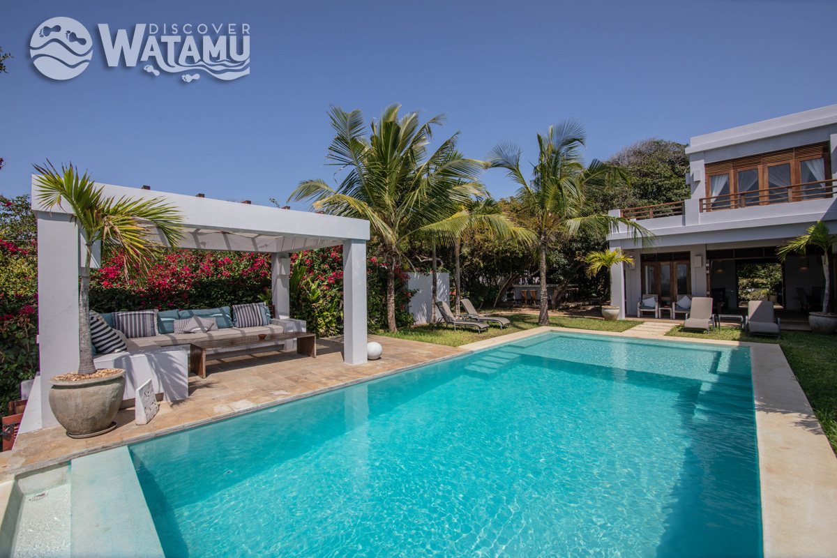 DiscoverWatamu's tweet photo. **Holiday Rental - Jabali**: Modern 4 Bedroom Beach House with views of Watamu Marine Park available this June and July. Priced from Ksh 55,000/- per night for up to 8 guests. Ideal for families or friends! To book, email info@wpskenya.com or call +254 715 786 https://t.co/sbj4pE32vq