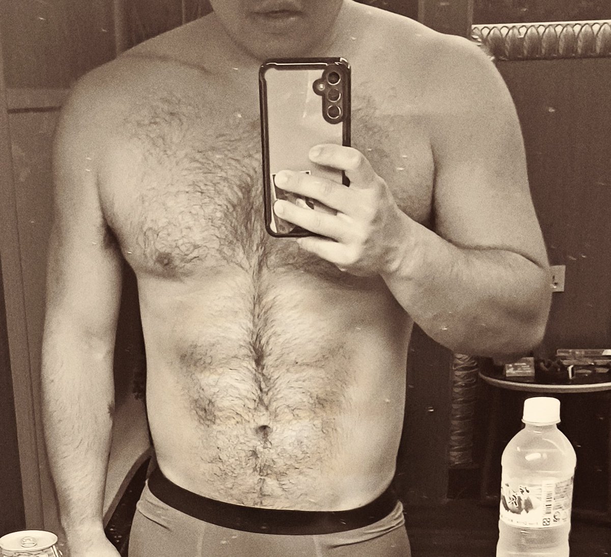 來台南出差~
有人想按摩嗎😎

#台南 #按摩 #指壓 #油壓 #情慾按摩 #情侶 #夫妻 #單女 #伴遊