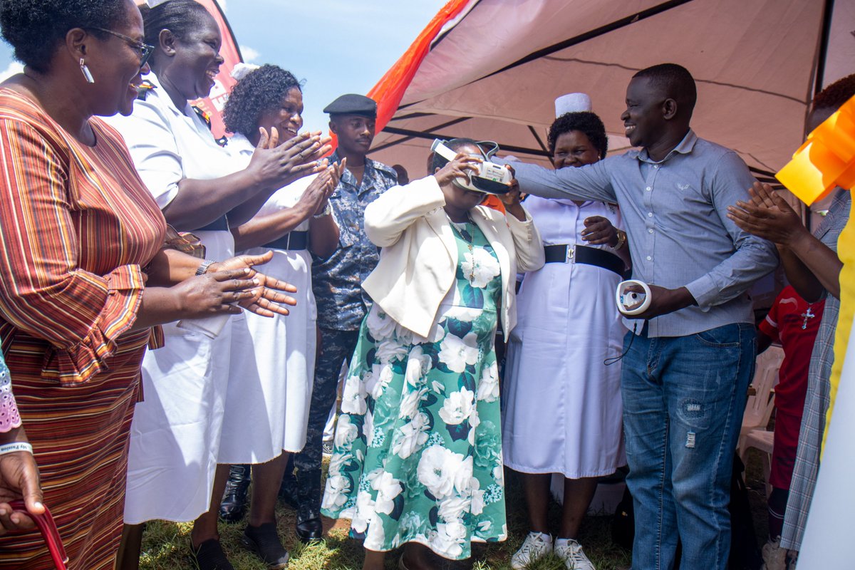 EnabelinUganda's tweet photo. Enabel proudly showcased the EMOTIVE VR Simulation Model at the International Day of Midwives, a groundbreaking innovation from our WeCare Project. 🌍🕶️
This cutting-edge virtual reality tool will transform how health workers learn to manage pregnancy and birth-related bleeding, a life-saving skill in maternal care.

The EMOTIVE VR experience brings the EMOTIVE care bundle to life like never before. 💪✨
@MinofHealthUG 

#EnablingChange