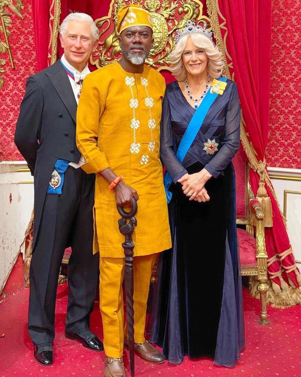 renoomokri's tweet photo. As a man, make money. Because when a woman marries a King, she becomes a Queen, whether Queen consort or co-monarch. But if a man marries a Queen, he remains what he is. King Charles III's wife is Queen Camilla. But Queen Elizabeth II's husband was just Prince Philip. She did not even make him a Prince. He was already one before the marriage. He entered the marriage and left (through death) with the same status. Therefore, go and hustle! 

#RenosNuggets