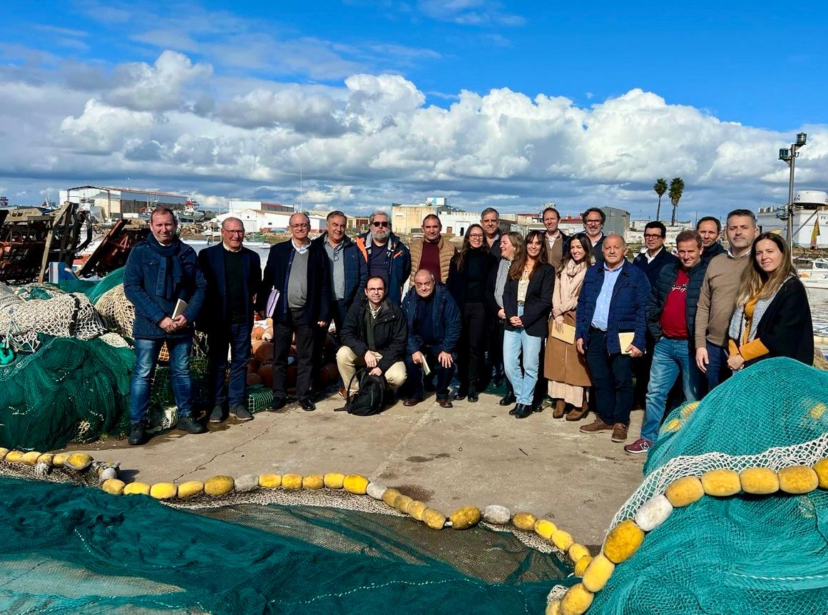 👩‍🏫Taller dimensión biológ. y socio-económ. del boquerón en el golfo de Cádiz🐟

Ultimamos los preparativos para este 3º taller que reúne esta semana en Sanlúcar de Bda al sector pesquero, Admon. Pública y al equipo #BioEcon4Fish.

Os dejamos algunas imágenes de ediciones pasadas.