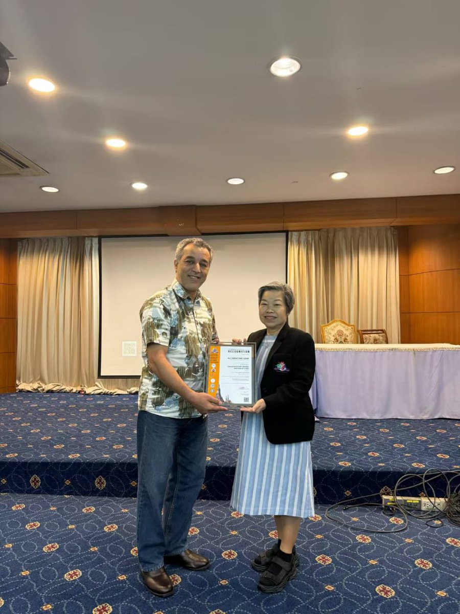 AliSAzar2's tweet photo. Honored to receive a Certificate of Recognition for my plenary speech at Global Multidisciplinary Conference on Artificial Intelligence in Thailand (ICEPD 2025)—grateful for the opportunity to share and connect!
#umfacultyofeducation 
#AIinEducation 
#UMisOne https://t.co/PHD2oJb09c