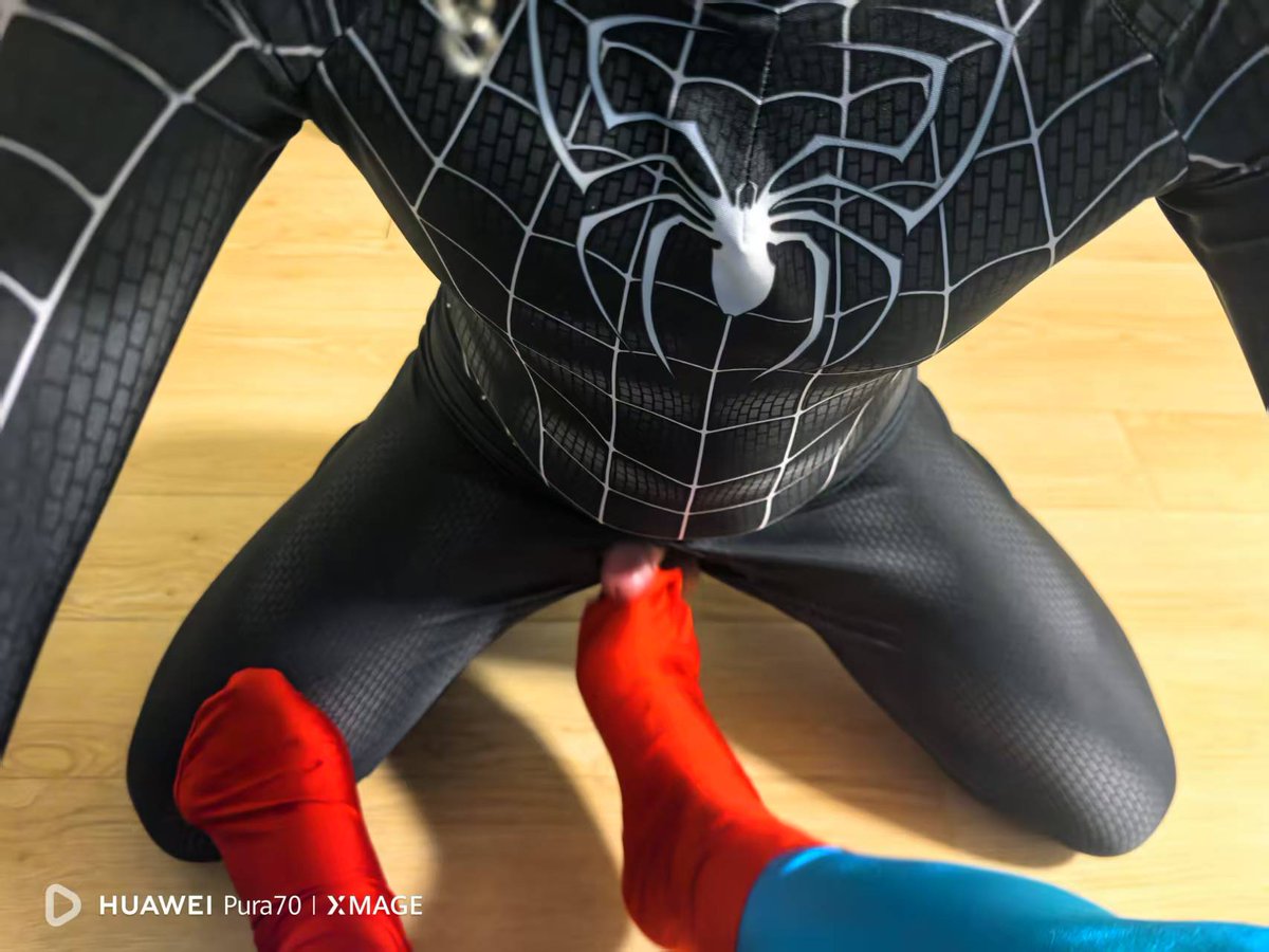 再挖个坑，嘿嘿
#蜘蛛侠 #zentai #cosplay #top