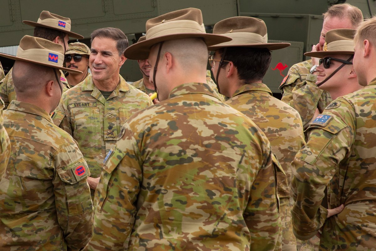 We are accelerating our long-range fires &amp; littoral manoeuvre capabilities. 

10 Brigade is now equipped with cutting-edge capabilities including NASAMS &amp; HIMARS. 

I am incredibly proud of how quickly our soldiers are turning these new weapon systems into fighting capabilities.