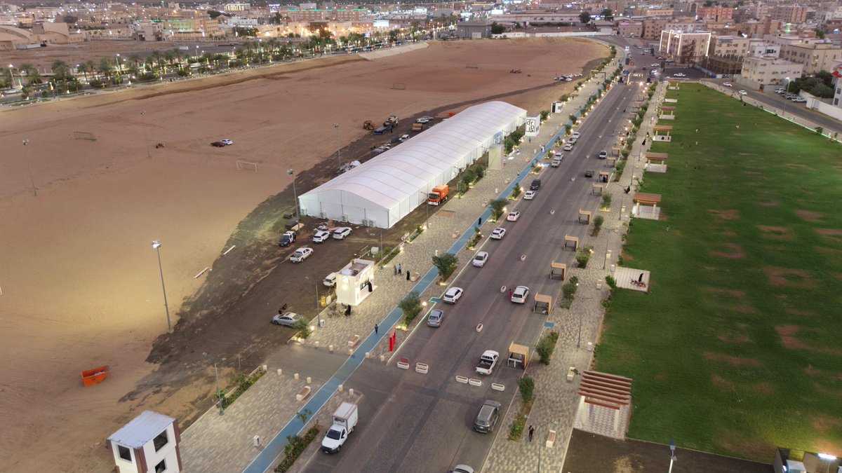 استعدادات مكثفة لانطلاق النسخة الـ 21 من مهرجان المانجو والفواكه الاستوائية بجازان! مدير عام فرع الوزارة، م. محمد بن علي آل عطيف، يتابع جاهزية المقر. حدث يعكس ثراء المنطقة وتنوعها الزراعي الذي ينظمه فرع وزارة البيئة والمياه والزراعة بالتعاون مع الجهات ذات الاختصاص .🌳🥭