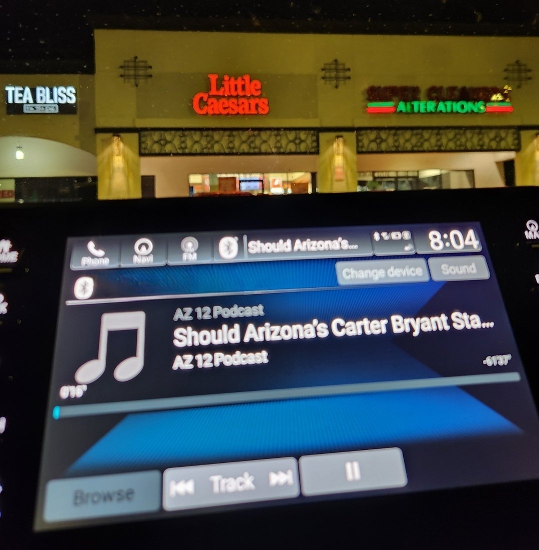 jessebritchez's tweet photo. @ironmikeluke Real Time @littlecaesars #AZ12 #YYIMT! https://t.co/vh6RHrJaOV