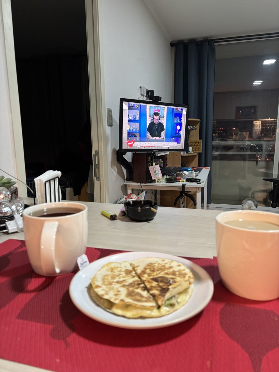 Pascaaalbaez's tweet photo. Panorama de lunes 🩷 #amoraciegaschv https://t.co/1YxARtcO3v