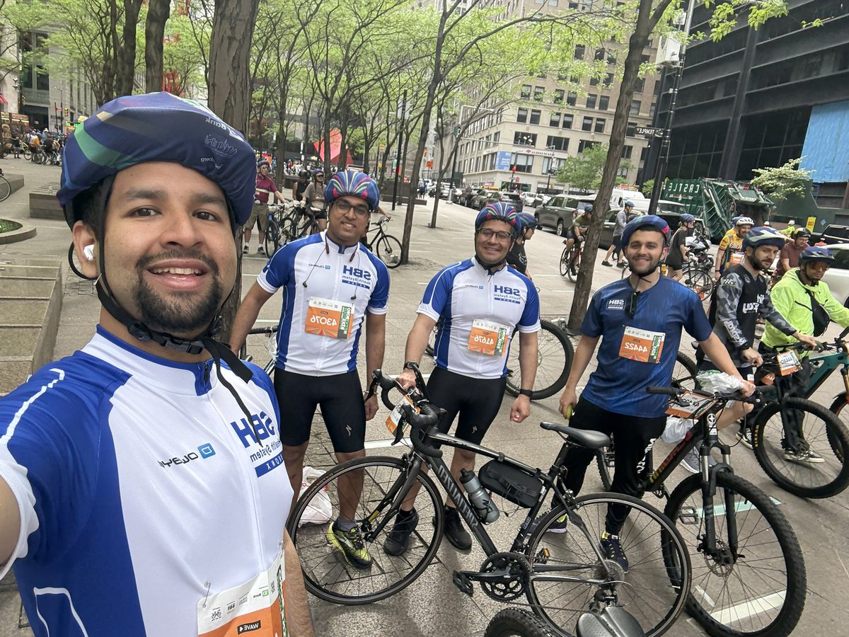 EspicheCarlos's tweet image. Yesterday, I participated in the #TDFBBT #fiveborobike event, biking 40 miles through NYC. It was a great experience of endurance and persistence. #cardiotwitter #cardiovascular #prevention #sports