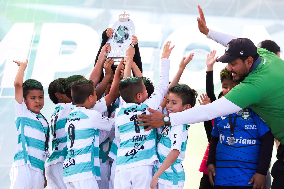 Club Santos (@clubsantos) on Twitter photo Culmina una nueva edición de la <a href="/CopaSantosP/">Copa Santos Peñoles</a> con emotivas ceremonias de premiación. 🏆🤩
🗞️: clubsantos.mx/articles/28297 Culmina una nueva edición de la <a href="/CopaSantosP/">Copa Santos Peñoles</a> con emotivas ceremonias de premiación. 🏆🤩
🗞️: clubsantos.mx/articles/28297