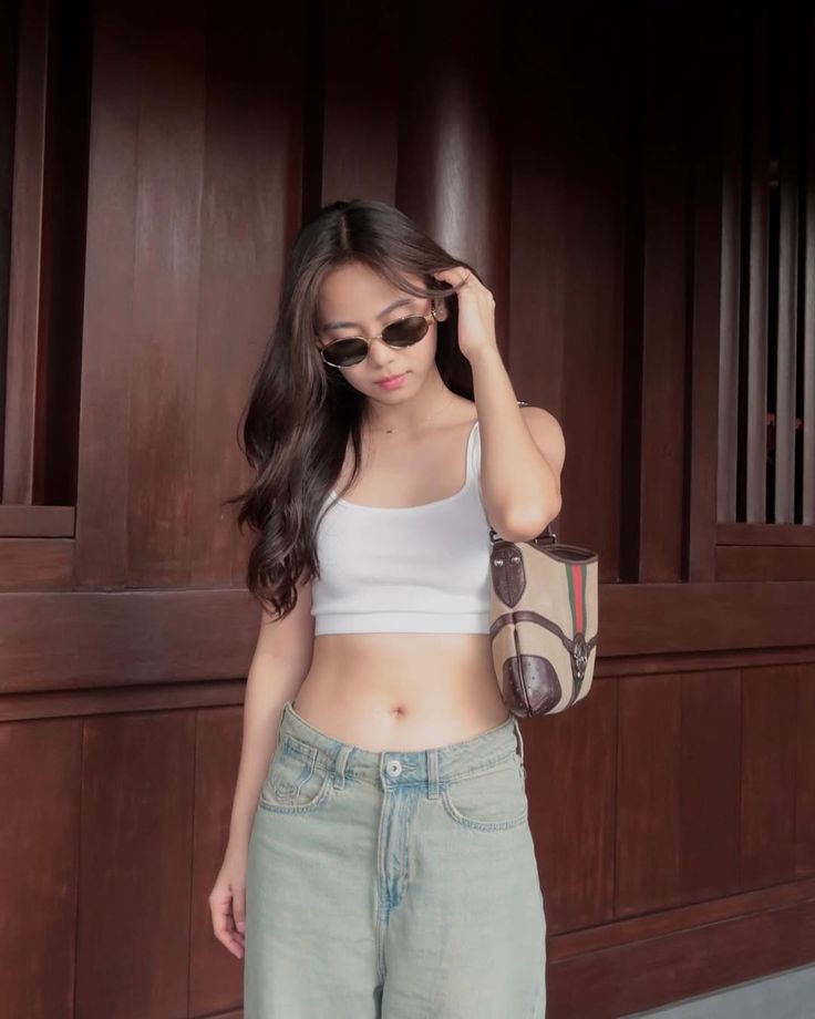 keifwer_'s tweet photo. an [ #ashdres ] au wherein
Ashtine, a certified NBSB girl with zero love life and maximum pride, never expected her downfall to come from a stupid truth or dare game. One night, her friends dared her to comment a viral fake-breakup message on a random guy’s post—just for laughs. https://t.co/nvlt4UkXK3