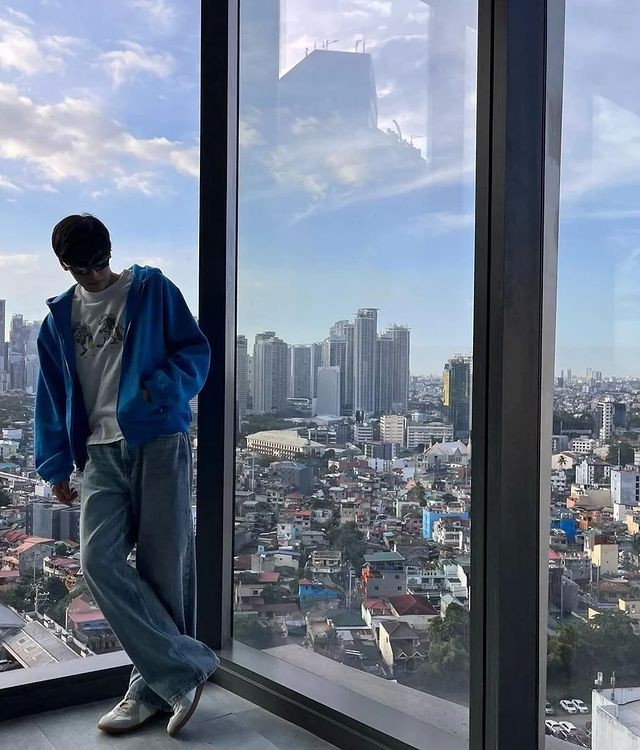 keifwer_'s tweet photo. an [ #ashdres ] au wherein
Ashtine, a certified NBSB girl with zero love life and maximum pride, never expected her downfall to come from a stupid truth or dare game. One night, her friends dared her to comment a viral fake-breakup message on a random guy’s post—just for laughs. https://t.co/nvlt4UkXK3