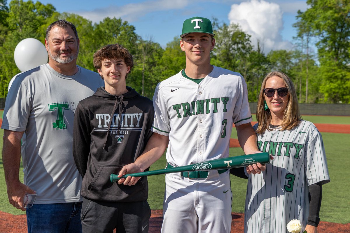 Trinity Baseball. Senior Night.

#3 Colton Cravens ☘️⚾️