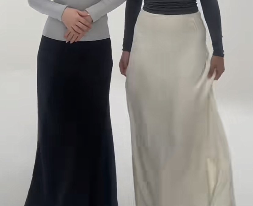 Linlin_0612's tweet image. PRELOVE 

Rok satin elavoz size xxl warna broken white (BW).Belum pernah dipke karna kebesaran. 

#roksatin #prelove