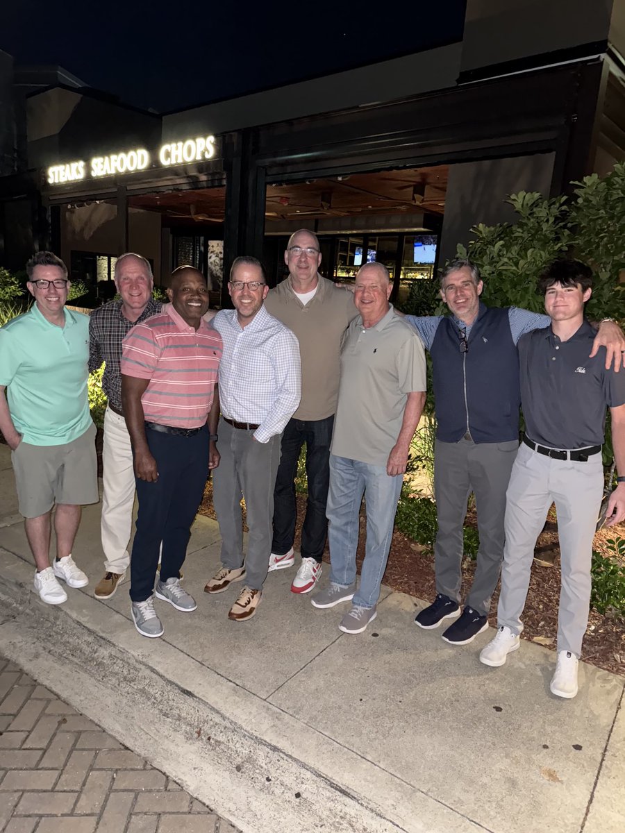 Samford University golf outing in Birmingham with former players &amp; then dinner. Always a highlight to be around former players I had the privilege to coach. Proud of these guys !