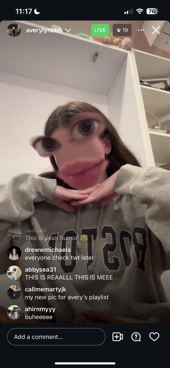 avery lynch HQ ✰ tweet media