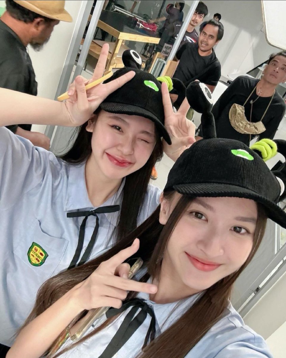 STARFOCUS2024's tweet photo. 💖Congratulations to View&June on being nominated for 2025 STAR FOCUS TOP ARTIST
🔗Voting Link:https://t.co/4P7w4yaj5m
🗓️May 1 - 15 (BKK)
@viewjune_vn @MeninaQL @viewjunebr_
#viewjune #viewbenyapa #junewanwimol #viewjuner #STARFOCUS #STARFOCUSTOPARTIST https://t.co/VZ3NwkevX5