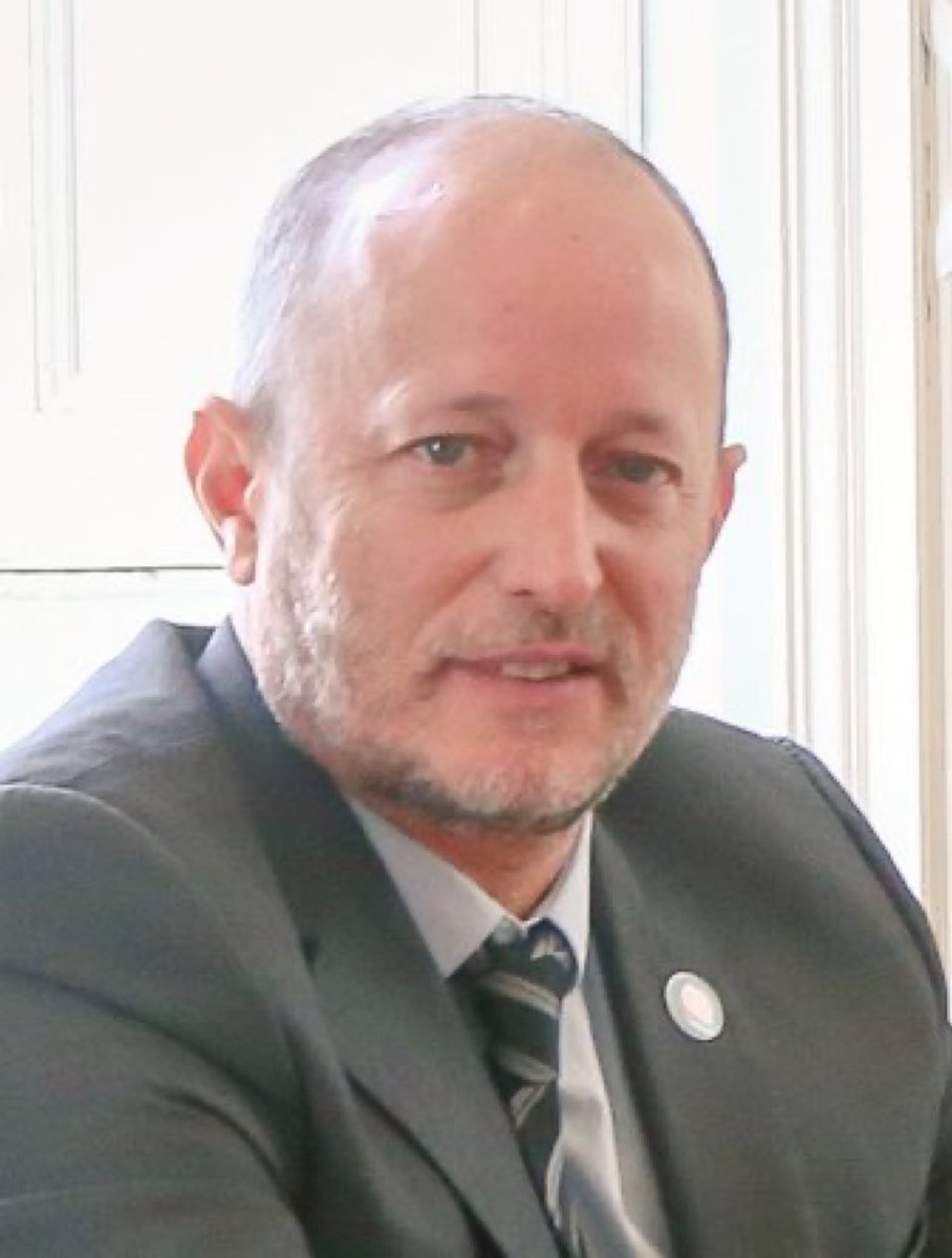 ¿Cuando lo meten preso a este delincuente?