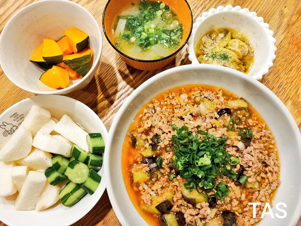 TASくん tweet media