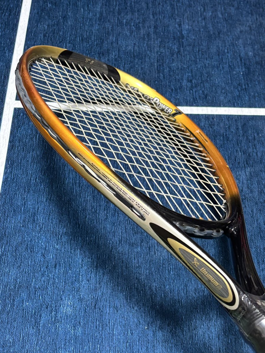 RACKETMAN333's tweet photo. 観月はじめラケット
（YONEX MUSCLE POWER 7） https://t.co/iwvmwl2GCL