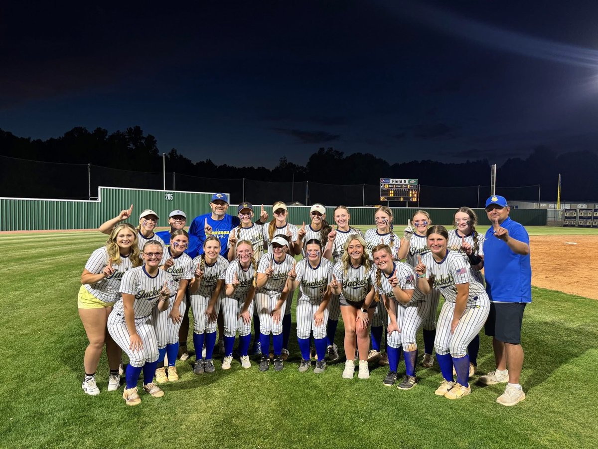 Rayleigh Umholtz 2028 (@rayleighumholtz) on Twitter photo The Sheridan Lady Jackets (My High School Team) are your Back to Back 5A South Conference Champs! We are headed to the State Playoffs as a 1 Seed!! <a href="/FCARCorbitt/">Firecrackers Arkansas Corbitt 27/28</a> <a href="/FirecrackersAR/">Firecrackers Arkansas</a> <a href="/mayliebpitching/">Maylie Corbitt- Pitching Instructor</a> <a href="/ExtraInningSB/">EXTRA INNING SOFTBALL</a> <a href="/SBLiveARK/">Arkansas High School On SI</a> <a href="/ARPrepSports/">Arkansas Prep Sports</a> <a href="/SBRRetweets/">Softball Recruiting Reposts</a> <a href="/PrepSoftball/">Prep Softball 🥎</a> <a href="/k_sutherlandAR/">Kyle Sutherland</a> The Sheridan Lady Jackets (My High School Team) are your Back to Back 5A South Conference Champs! We are headed to the State Playoffs as a 1 Seed!! <a href="/FCARCorbitt/">Firecrackers Arkansas Corbitt 27/28</a> <a href="/FirecrackersAR/">Firecrackers Arkansas</a> <a href="/mayliebpitching/">Maylie Corbitt- Pitching Instructor</a> <a href="/ExtraInningSB/">EXTRA INNING SOFTBALL</a> <a href="/SBLiveARK/">Arkansas High School On SI</a> <a href="/ARPrepSports/">Arkansas Prep Sports</a> <a href="/SBRRetweets/">Softball Recruiting Reposts</a> <a href="/PrepSoftball/">Prep Softball 🥎</a> <a href="/k_sutherlandAR/">Kyle Sutherland</a>