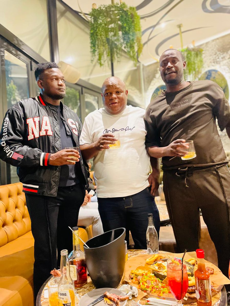 Xolanithuban's tweet image. Brothers♥️🚜