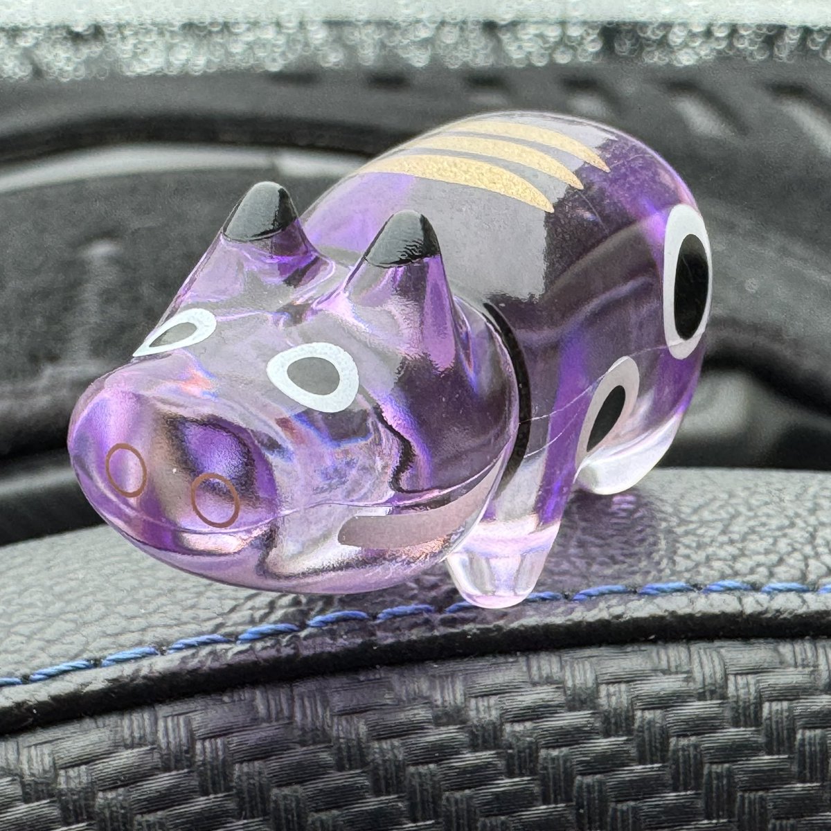 evo_breitling's tweet image. 赤べこ
300円ガチャ
かわゆい

(紫だけど)

#赤べこ
#あかべこ