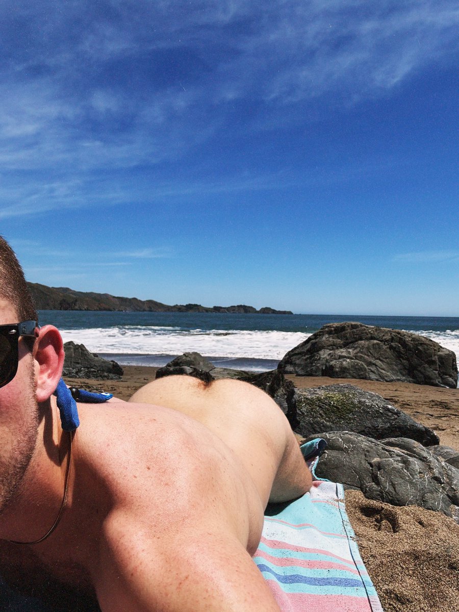 hey siri play Whale Cock by Kim Petras 🐋

summer is here in SF and that means getting loaded up at Marshall’s 💦