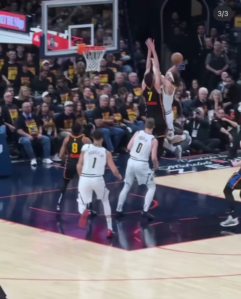 BIGMEM12's tweet photo. Nah Chet gone be seeing Aaron Gordon in his nightmares😭😭😭😭 https://t.co/PXPSRJXon1
