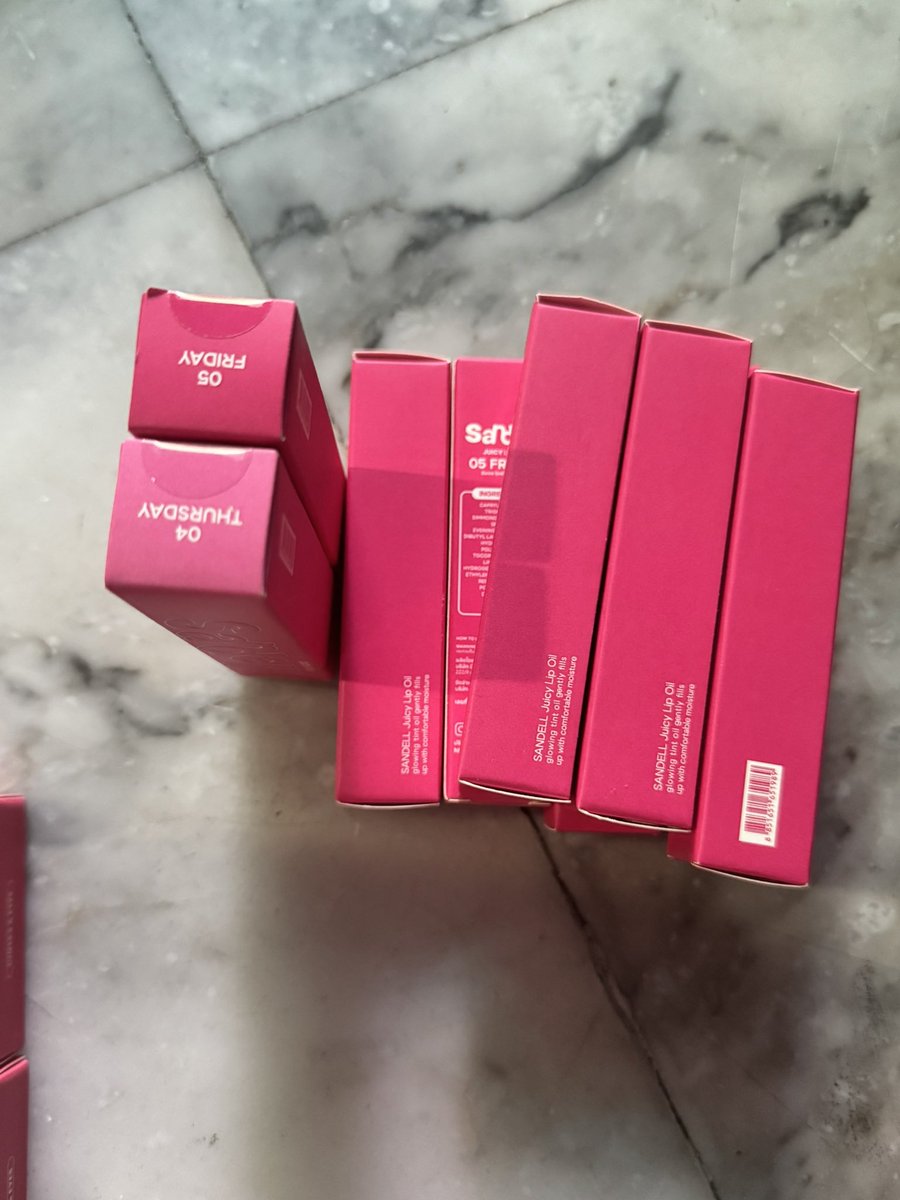 summer_mersun's tweet photo. WTS / ขายลดราคา ต่ำกว่า 50%คับเตงง
- cream blush > 110 (สีตามภาพ)
- juicy lip oil > 100 (05ทั้งหมด)
✅ส่งฟรี&นัดรับแฟนมีต
#SandellPopupStore #Sandell
#krmjtc #FridayPlayGround
#ตลาดนัดlovesick2024
#ตลาดนัดlovesick https://t.co/hgxg0IoW38