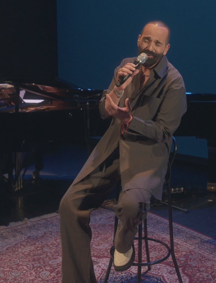 Gerson Galván 🇪🇸🇮🇨🎙️💿 (@gersongalvan) on Twitter photo Muchas gracias a todos por una noche mágica más en <a href="/lacajadcanarias/">Fundación La Caja de Canarias y CICCA</a> ❤️ Muchas gracias a todos por una noche mágica más en <a href="/lacajadcanarias/">Fundación La Caja de Canarias y CICCA</a> ❤️